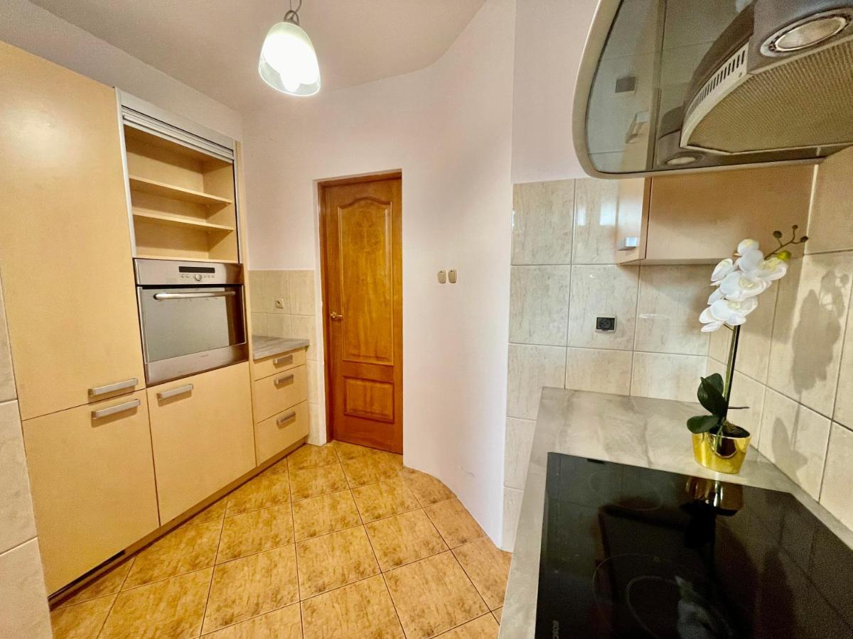 Warsaw Concierge Wola Ratusz Apartment Exterior photo