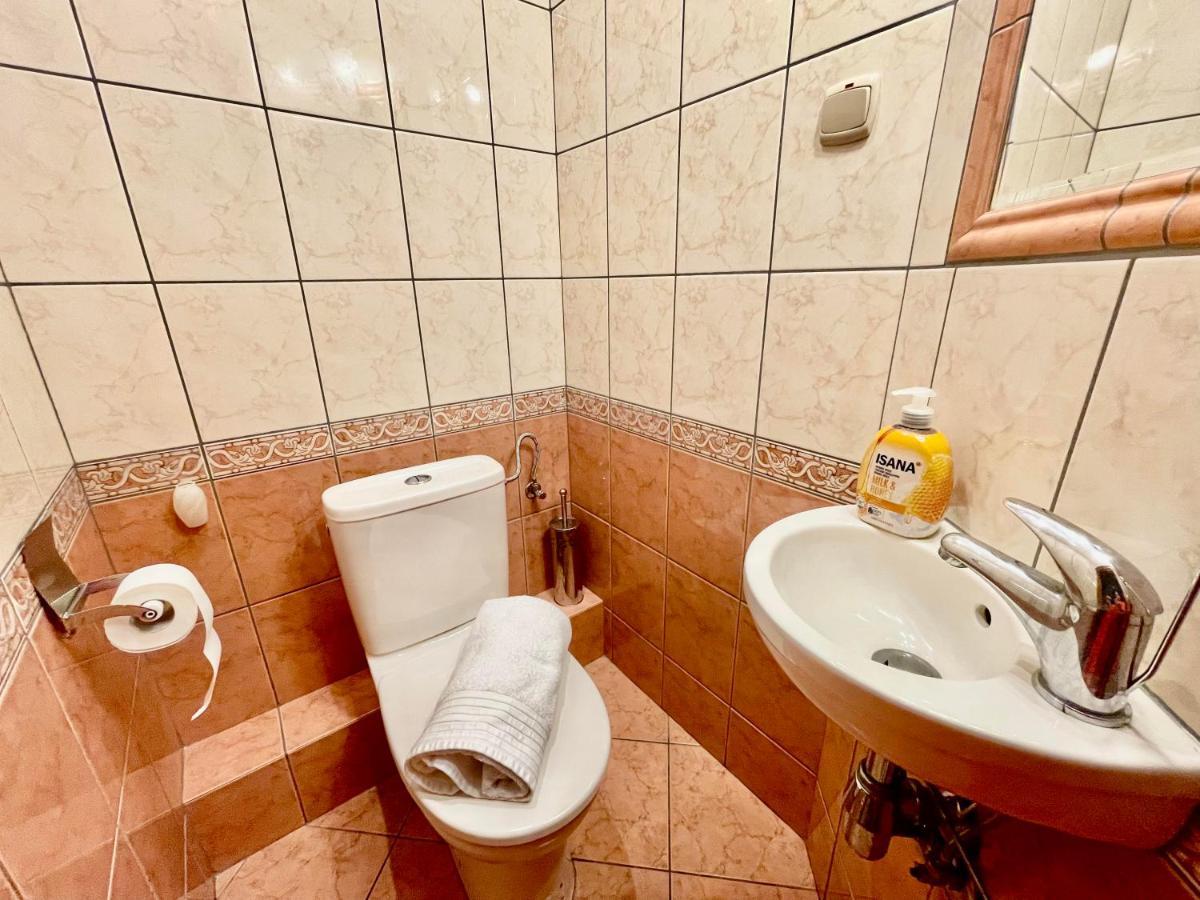 Warsaw Concierge Wola Ratusz Apartment Exterior photo